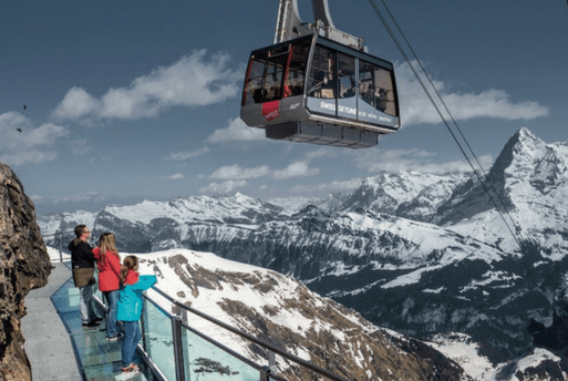 Schilthorn Piz Gloria : Montanha nos Alpes Suíços