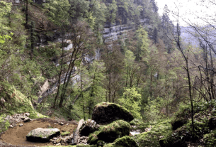 Trekking na França - Ecoturismo na França Cirque de Consolation Bourgogne-Franche-Comté | 1001 Dicas de Viagem