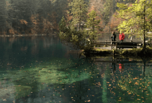 Blausee Berne, Switzerland : a Lagoa da Azul da Suíça | 1001 Dicas de Viagem