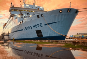 Logos Hope Ship - Maior livraria flutuante do mundo