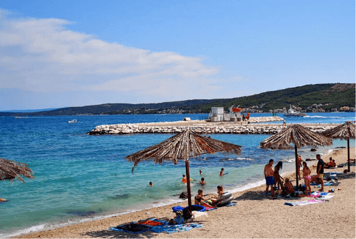 Roteiro pela Croácia - Aeroporto de Split Praias de Split | 1001 Dicas de Viagem
