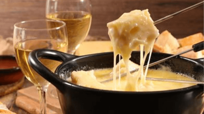 Fondue Savoyarde Gastronomie Alpes Françaises Mont Blanc