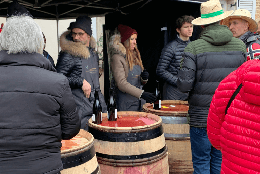 Vins de Bourgogne Saint Vincent Tournante - Découvrez la Bourgogne Ambassadrice de Bourgogne